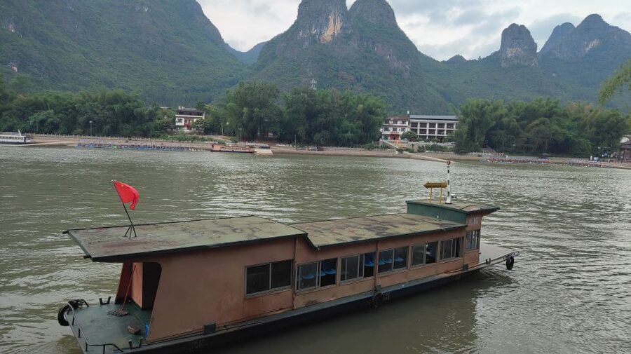 Yangshuo: Full-Day Private Countryside Hiking Tour - The Li River route from Yangdi to Xingping