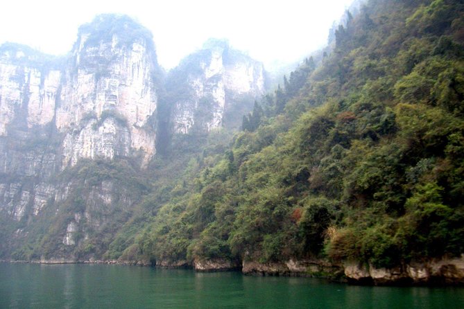 Yangtze River Cruise from Yichang to Chongqing Upstream in 5 Days 4 Nights - Day 1: Getting from Yichang to Maoping Wharf