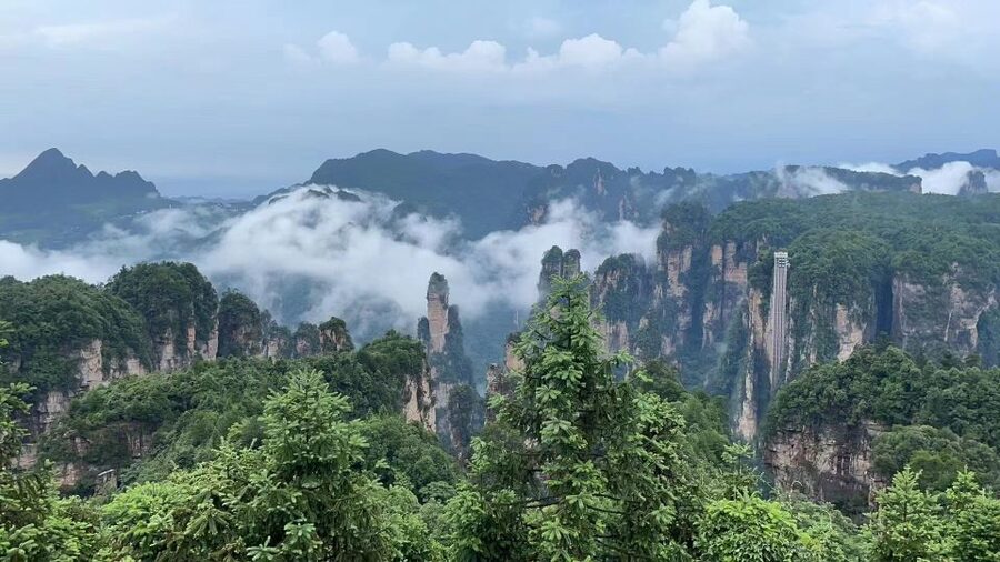 Zhangjiajie National Park: 2-Day Guided Tour w/ Glass Bridge - Day one: riding the Bailong Elevator to Yuanjiajie