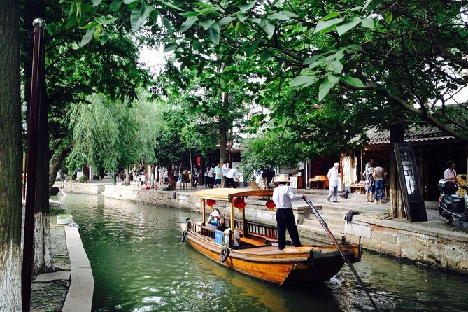 Zhujiajiao Water Town and Shanghai City Private Day Tour - Yuyuan Garden and old Shanghai details