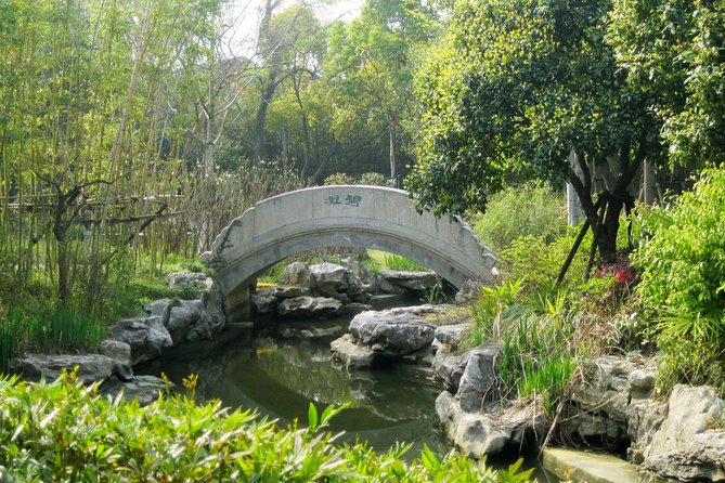 Zhujiajiao Water Village Half Day Tour - The guides who can shape the afternoon